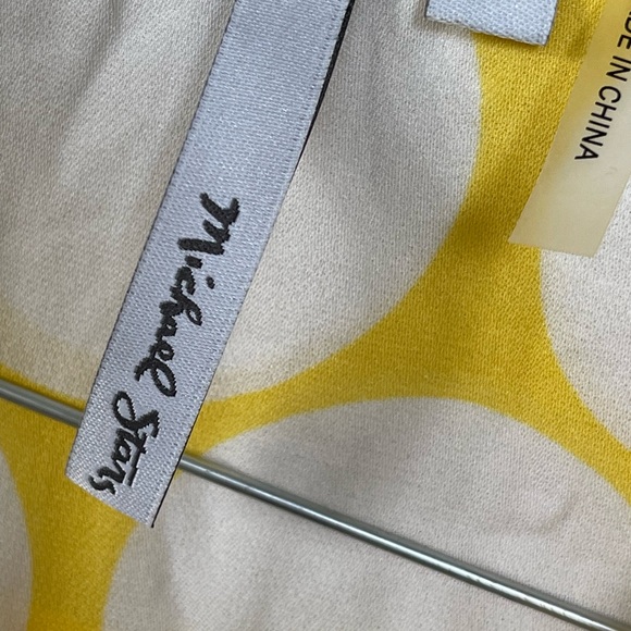 Michael Stars silk yellow polka dot sleeveless top S - Picture 6 of 7